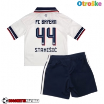 Otroške Nogometnih dresov Bayern Munich Josip Stanisic #44 Gostujoči 2026-27 Kratki rokavi (+ hlače)